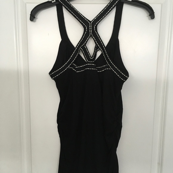 White House Black Market Top - Picture 2 of 3